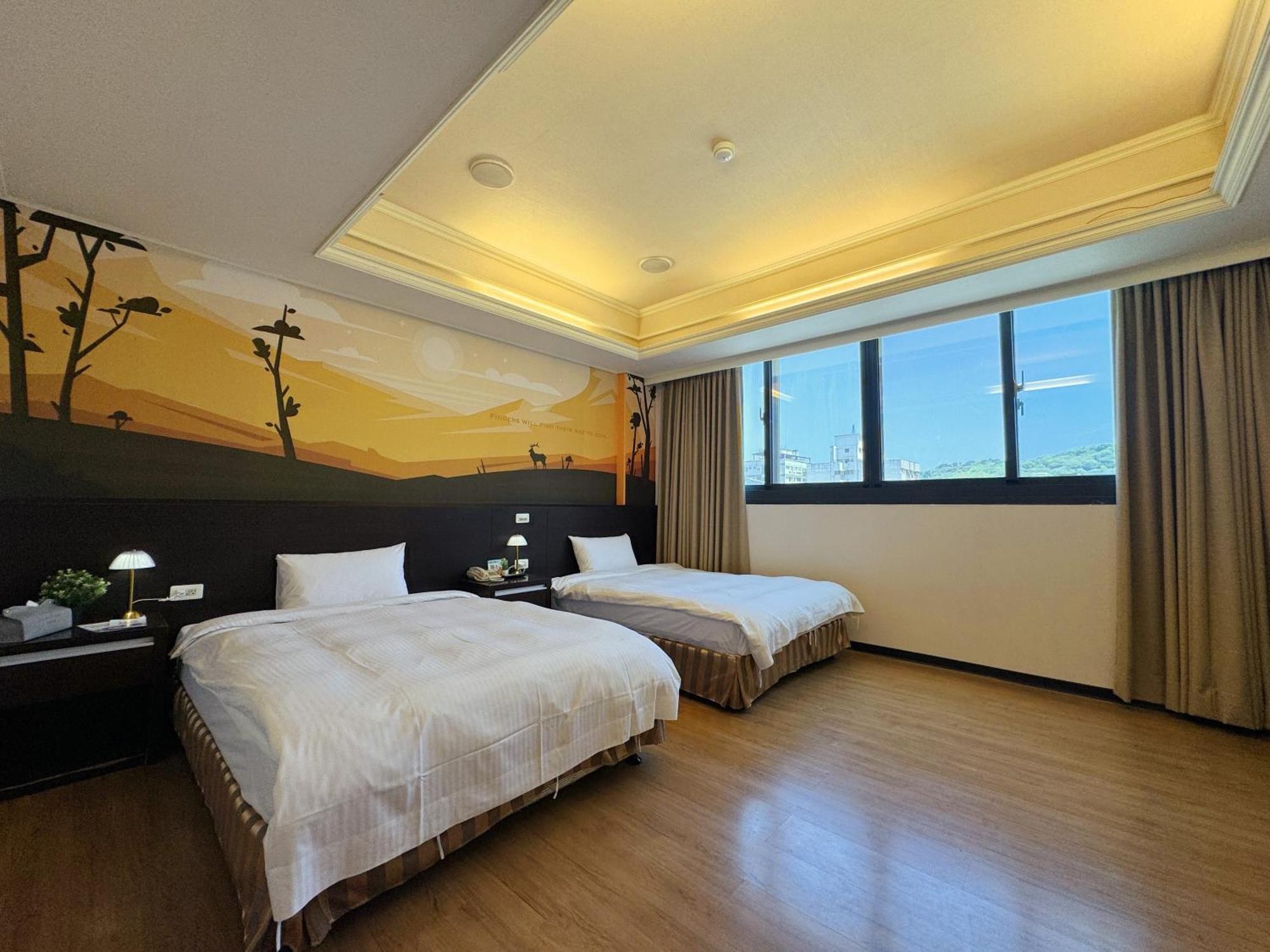 Finders Hotel Hualien Station Rum bild