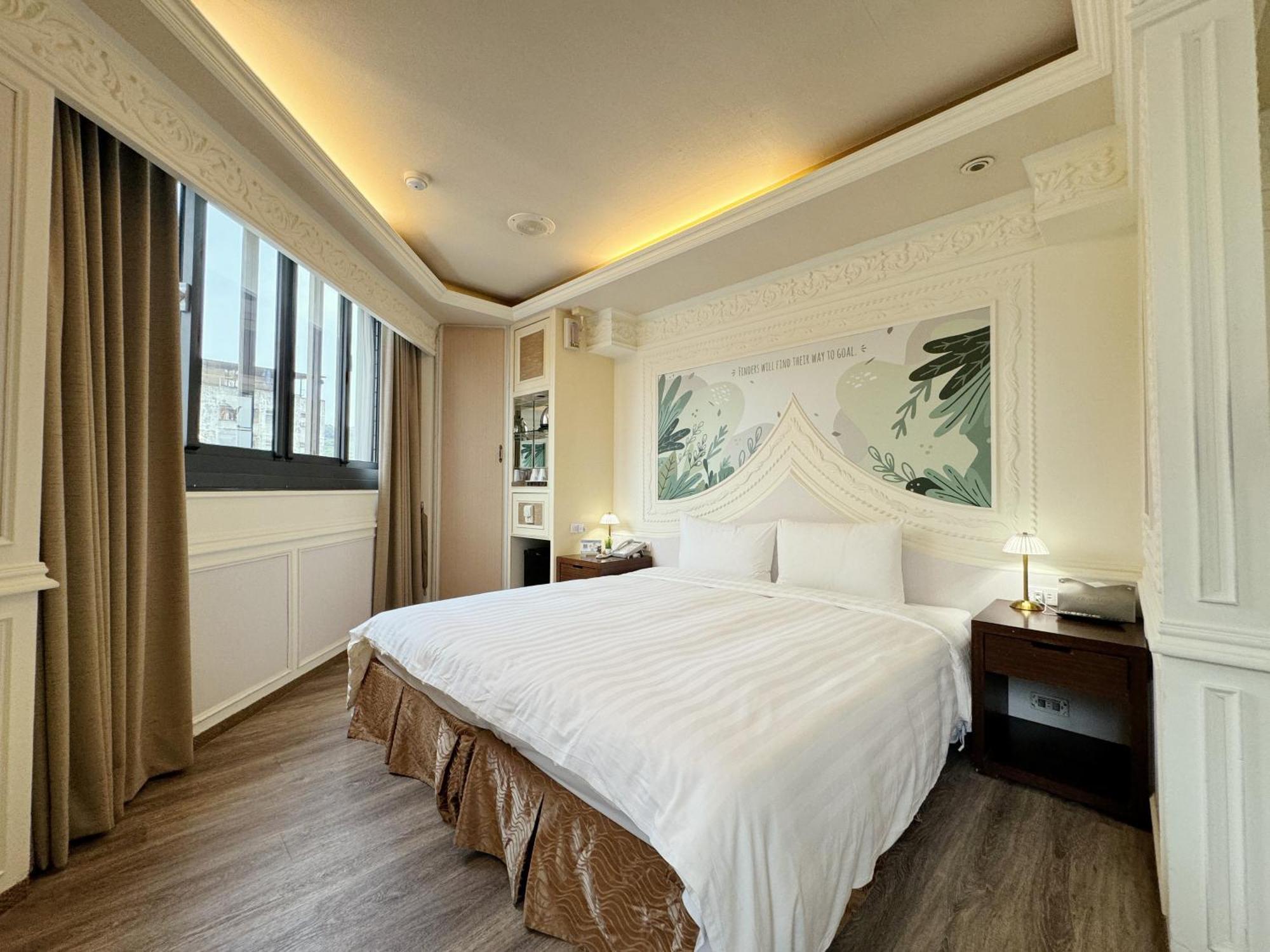 Finders Hotel Hualien Station Rum bild