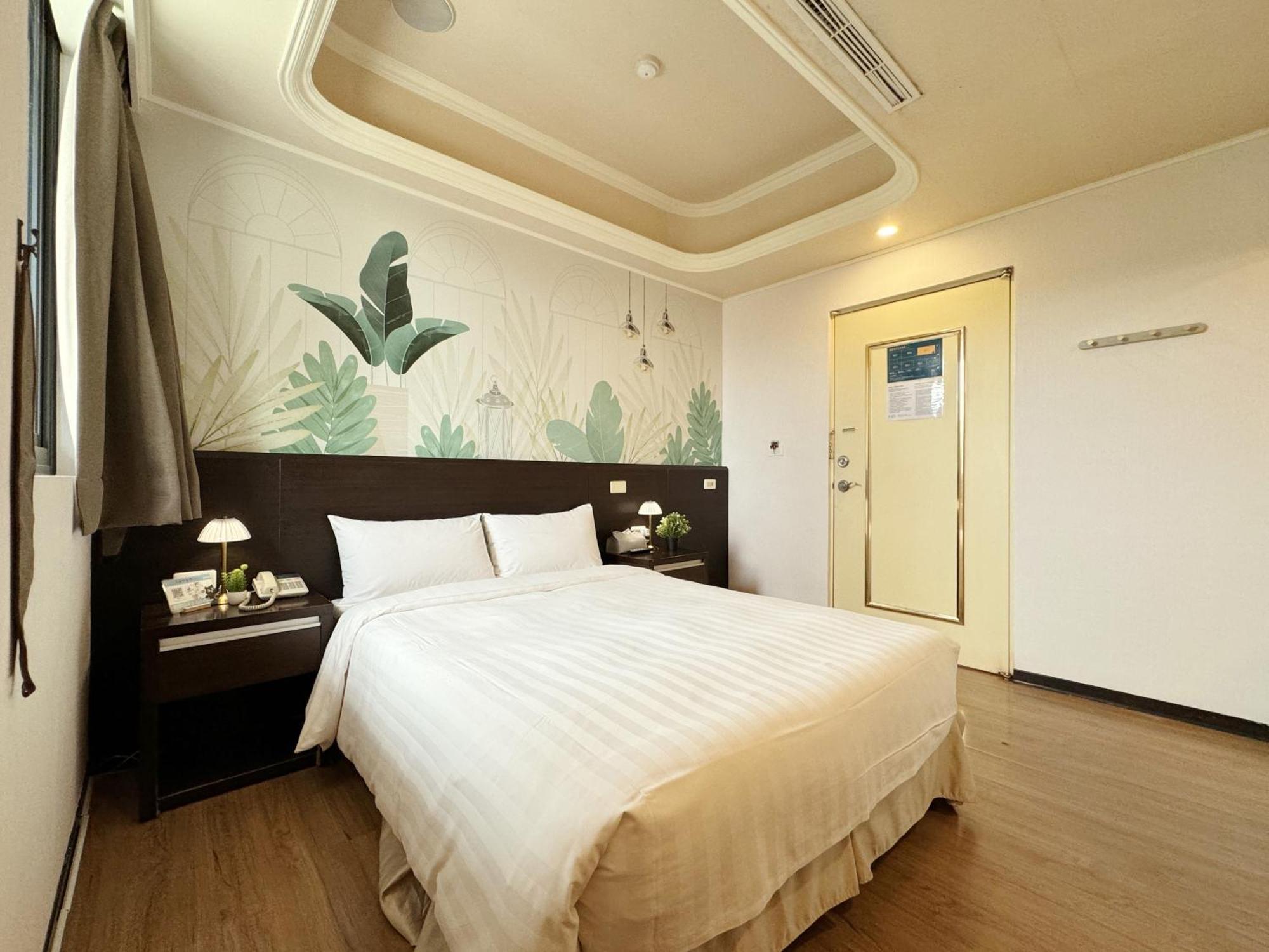 Finders Hotel Hualien Station Rum bild